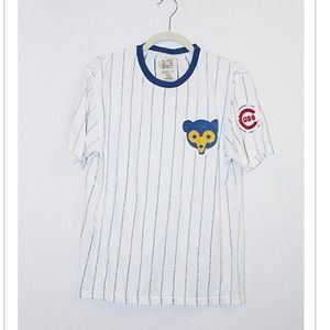 Vintage Chicago Cubs red jacket shirt